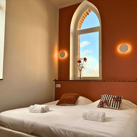 Hotellerie De L'Abbaye Bellegarde-Sainte-Marie Ngoại thất bức ảnh