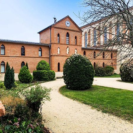 Hotellerie De L'Abbaye Bellegarde-Sainte-Marie Ngoại thất bức ảnh