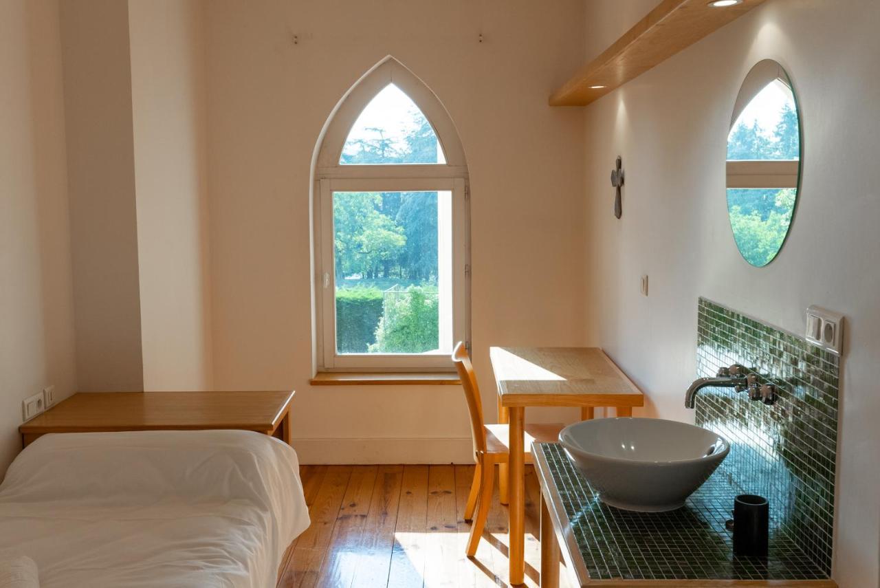 Hotellerie De L'Abbaye Bellegarde-Sainte-Marie Ngoại thất bức ảnh