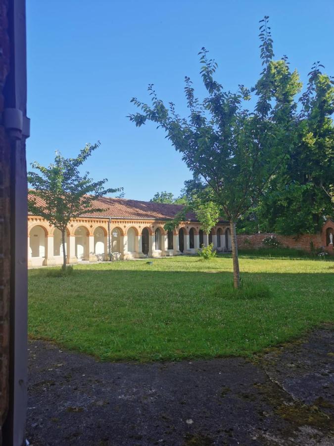 Hotellerie De L'Abbaye Bellegarde-Sainte-Marie Ngoại thất bức ảnh