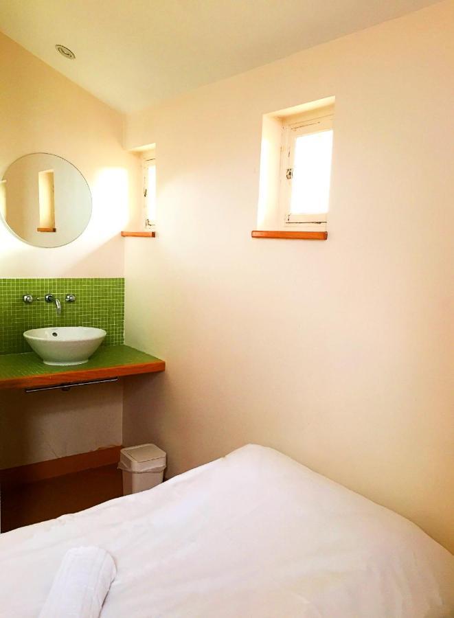 Hotellerie De L'Abbaye Bellegarde-Sainte-Marie Ngoại thất bức ảnh